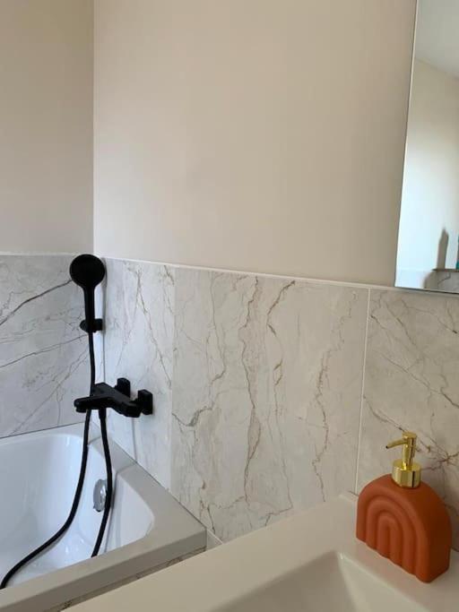 Châtellerault Villa Chic 3 Chambres ,2 Sdb מראה חיצוני תמונה